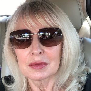 Meet your Posher, Robin